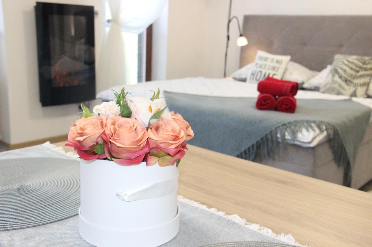 Luxury Studio In The Heart Of Beroun Eksteriør billede